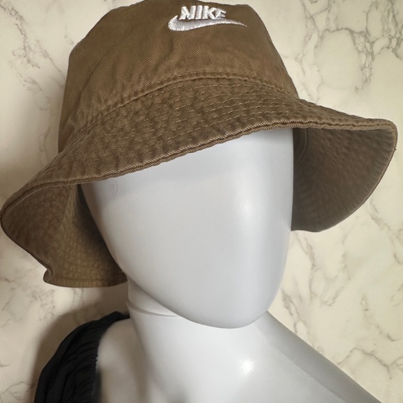 Nike Bucket Hat M/L Canvas Embroidered Logo Sportswear Casual - Picture 1 of 4